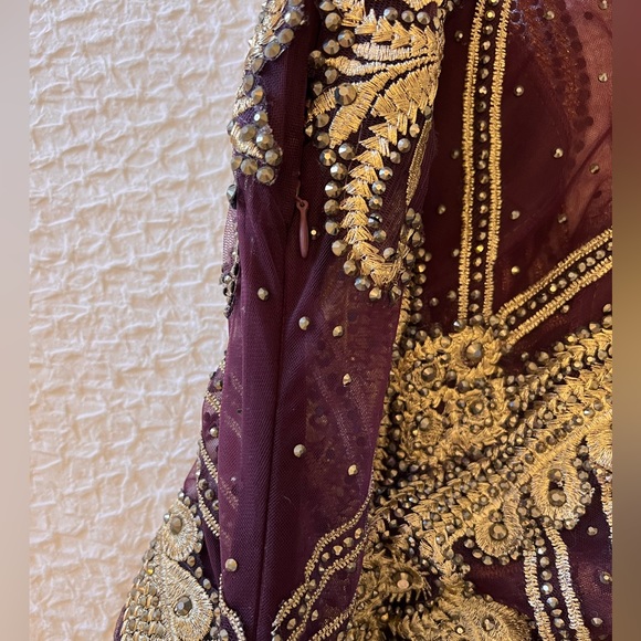 Charlotte Fashion Burgundy & Gold Embellished Gown – Size 10 - Picture 14 of 15